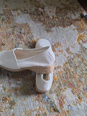 Easy Spirit Cream Canvas Espadrille Platform Flats Sz 6 M